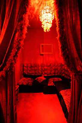 Logo Attraction Club